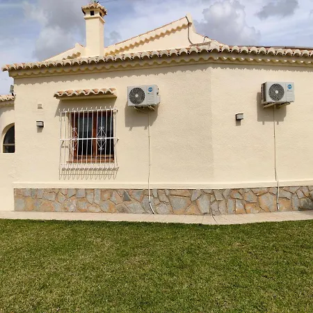 Casas - La Florida 度假居 托雷维耶哈